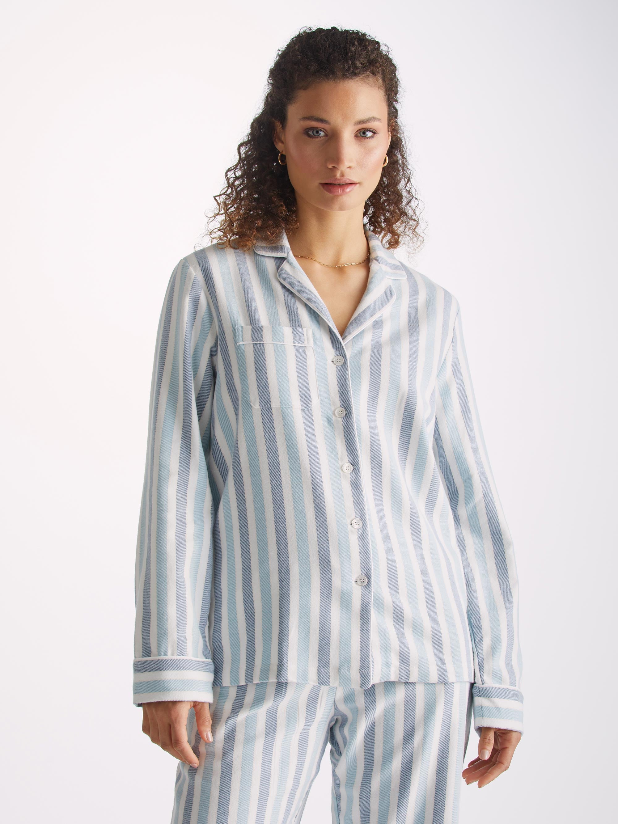 http://www.derek-rose.com/cdn/shop/files/womens-pyjamas-kelburn-35-brushed-cotton-blue-creative.jpg?v=1706697218