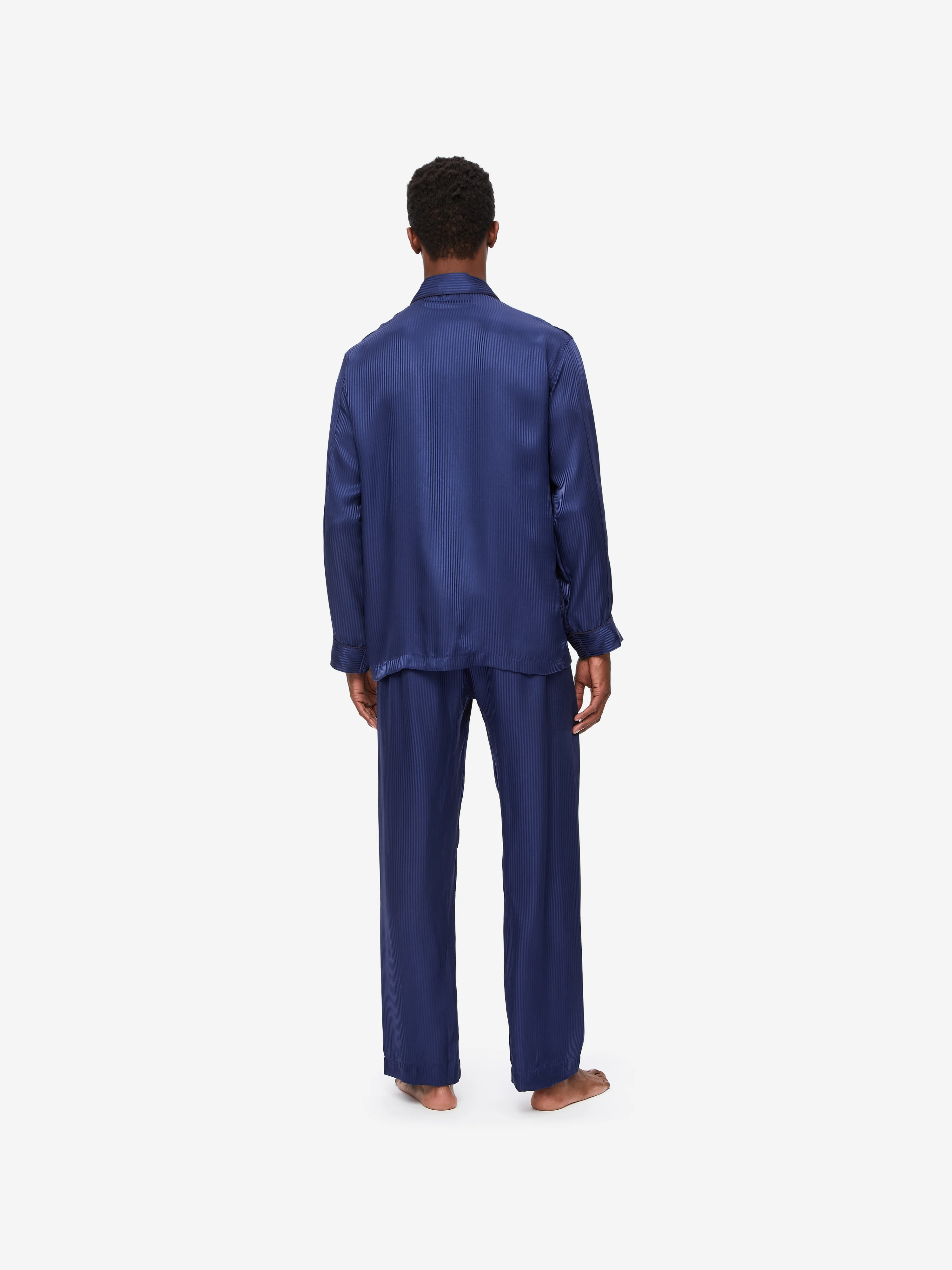 Men's Classic Fit Pajamas Woburn 8 Silk Satin Navy