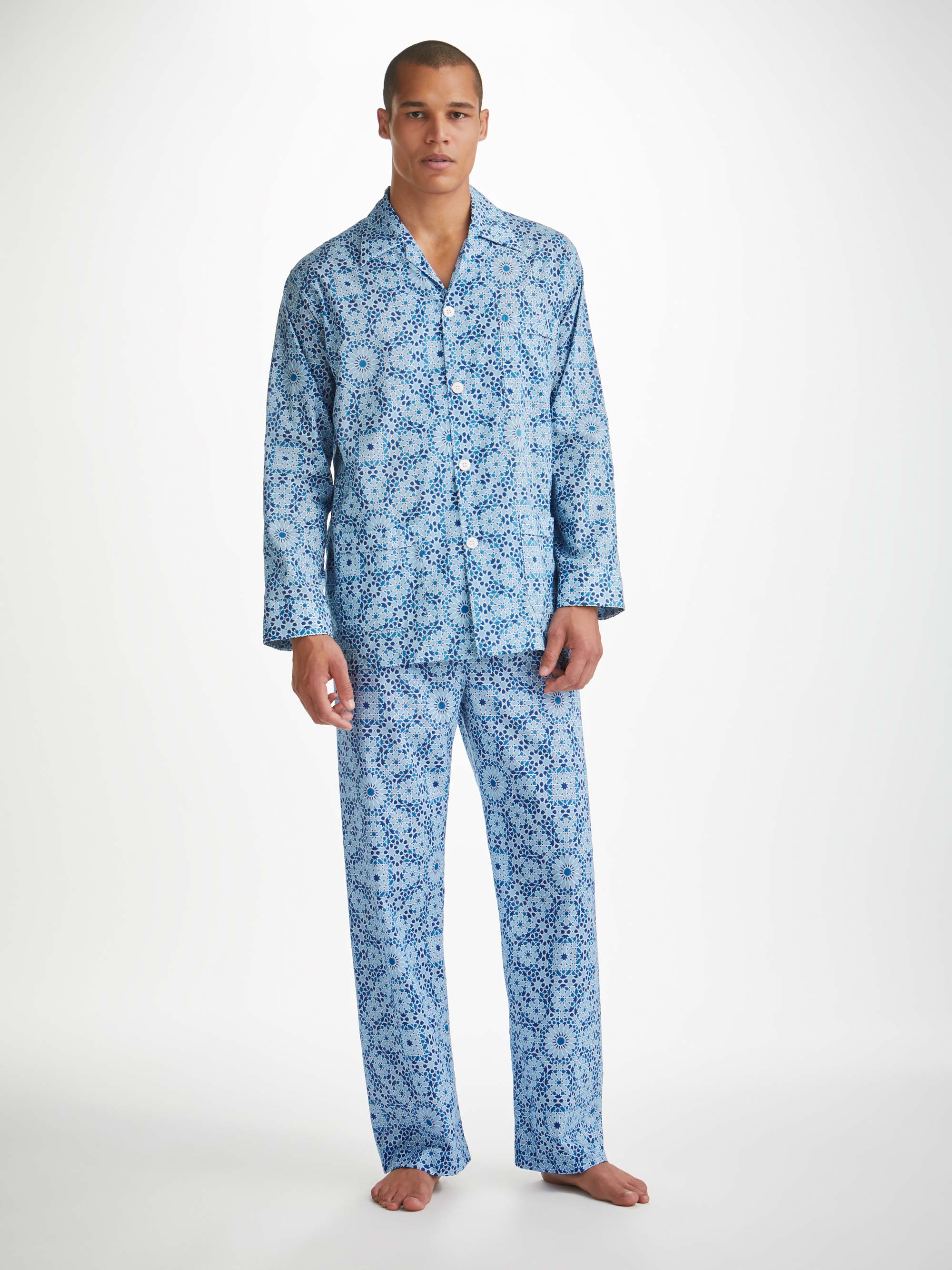 Men's Classic Fit Pyjamas Ledbury 69 Cotton Batiste Blue